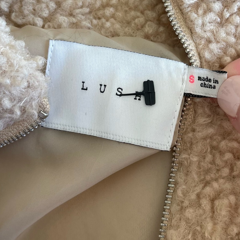 NWOT Lush Cheetah Print Sherpa Quarter Zip - Picture 2 of 2
